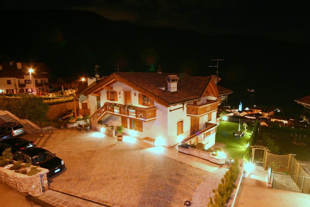 Villa La Dama Del Lago 莫尔韦诺 外观 照片